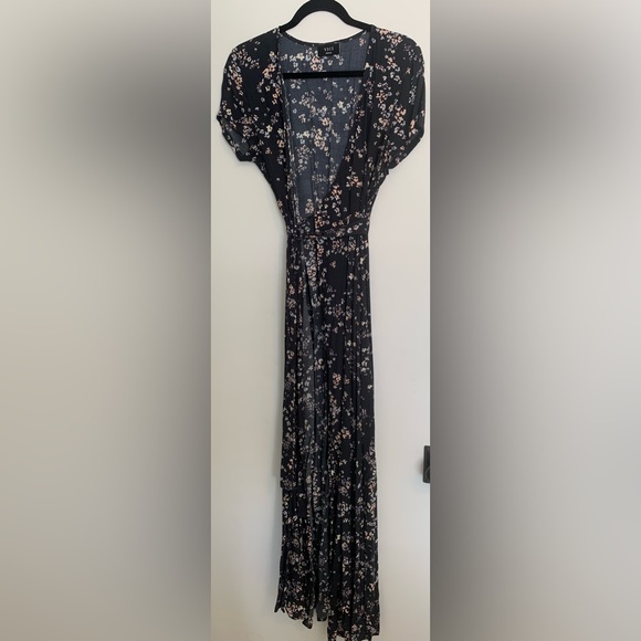 Vici Dolls floral maxi wrap tie dress in blue and pink - size small - Picture 1 of 3